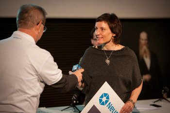 Profesorka Jana Roithová získala v květnu také Cenu Neuron pro mladé vědce (foto: Jan Kolář, Nadační fond na podporu vědy Neuron)
