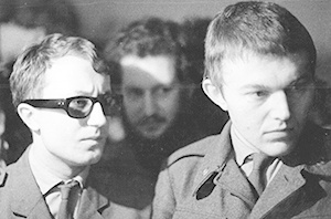Lubomír Holeček (vlevo) a Jiří Müller museli po nedobrovolném ukončení studia nastoupit na vojnu. Na počátku roku 1968 byli z armády propuštěni