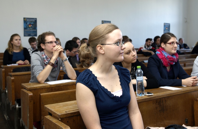 Festivalu se zúčastnila padesátka českých a padesátka německých studentů práv