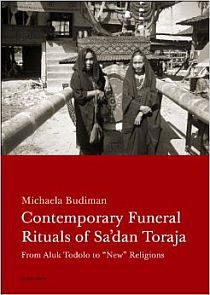 Publikace odborné asistentky Ústavu jižní a centrální Asie pojednává o etniku Toradžů, jež obývá jižní část indonéského ostrova Sulawesi. Zabývá se jejich kulturou a soustředí se na nejvýznamnější soudobý toradžský rituál – pohřeb.