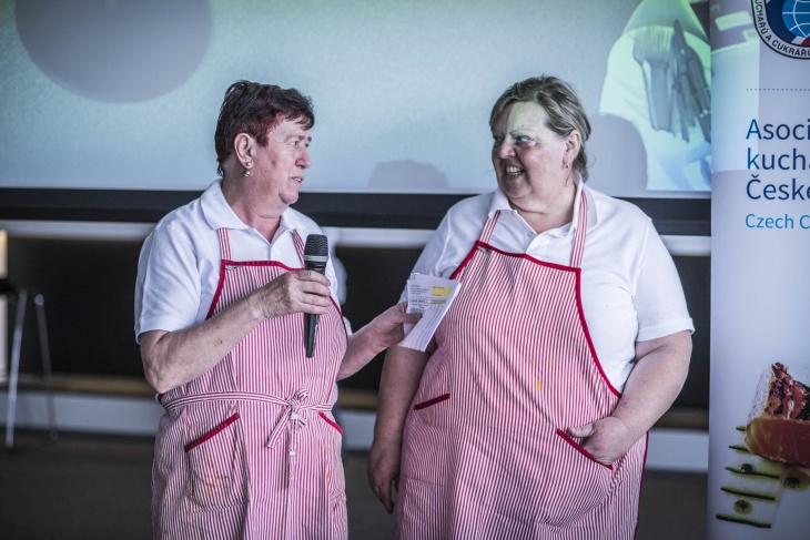 Eva Novotná a Jiřina Zámečníková se staly absolutními vítězkami letošní kuchařské soutěže a soupeře doslova „vyvařily“