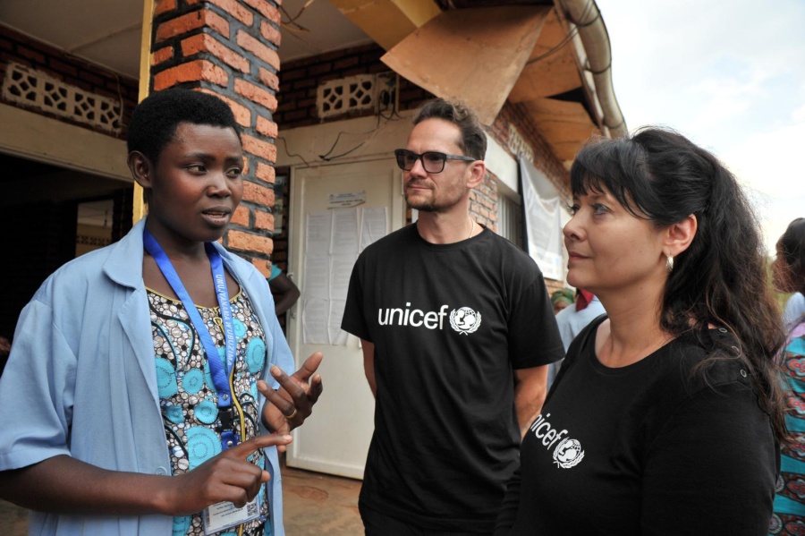 Pavla Gomba s ambasadorem UNICEF Patrikem Eliášem.
