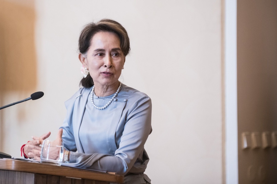 Aung San Suu Kyi at CU talks about the transition underway in Myanmar. Monday June 3, 2019. Photo: René Volfík.